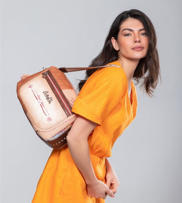 Anekke Tribe Large With Strap Torbe za Rame | 16280-DOVS
